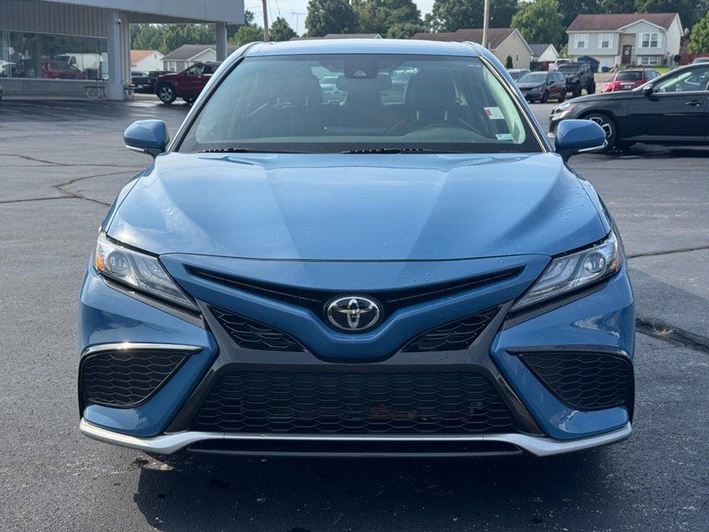 Used 2023 Toyota Camry XSE FWD image 10