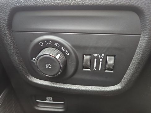 New 2026 Jeep Grand Cherokee L Limited AWD/4WD image 26