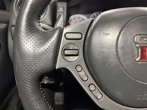 Used 2016 Nissan GT-R Black Edition AWD/4WD image 25