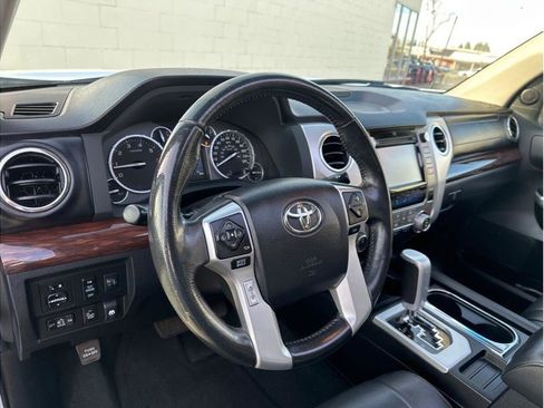 Used 2016 Toyota Tundra Limited image 17