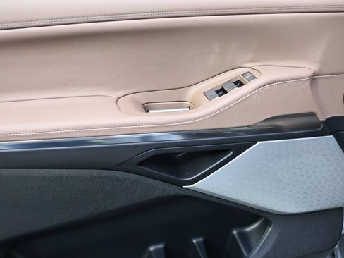 New 2026 Lincoln Navigator L Black Label AWD/4WD image 23