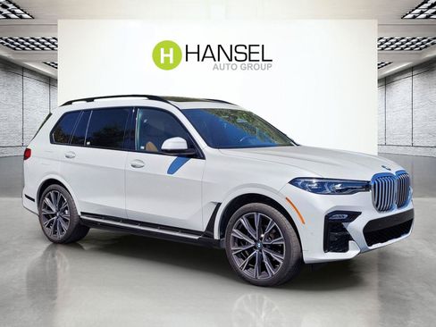 Used 2022 BMW X7 xDrive40i w/ M Sport Package AWD/4WD image 1