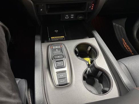 Used 2025 Honda Passport TrailSport image 12