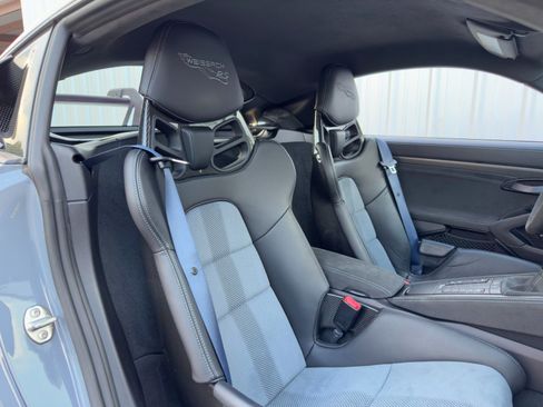 Used 2024 Porsche 718 Cayman GT4 RS w/ Weissach Package image 34