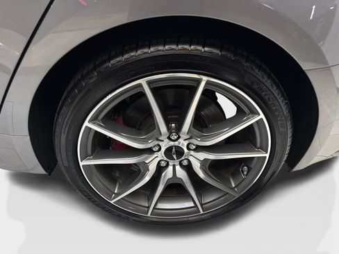 Used 2025 Genesis G70 2.5T RWD image 85