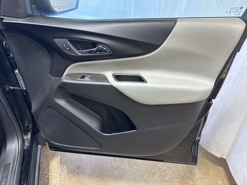 Certified 2024 Chevrolet Equinox LS w/ LS Convenience Package FWD image 25