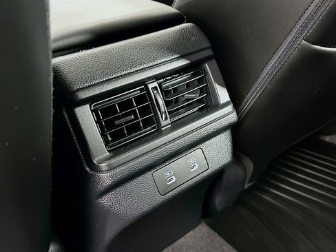 Used 2024 Honda Accord Touring image 32