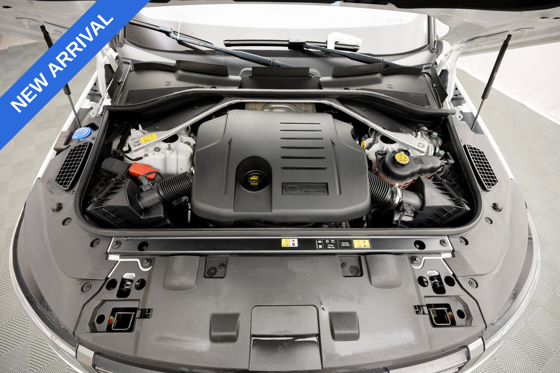 Used 2023 Land Rover Range Rover Sport SE AWD/4WD image 35