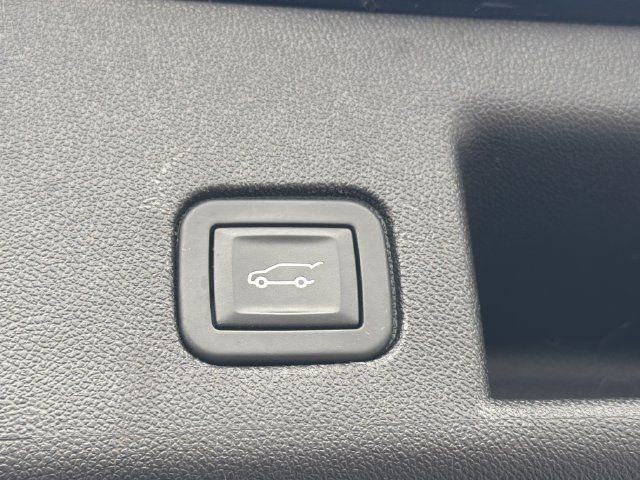 Used 2020 Chevrolet Equinox LT w/ Driver Convenience Package FWD image 20