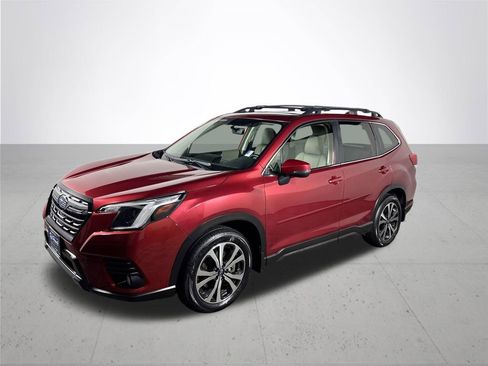 Certified 2022 Subaru Forester Limited image 2