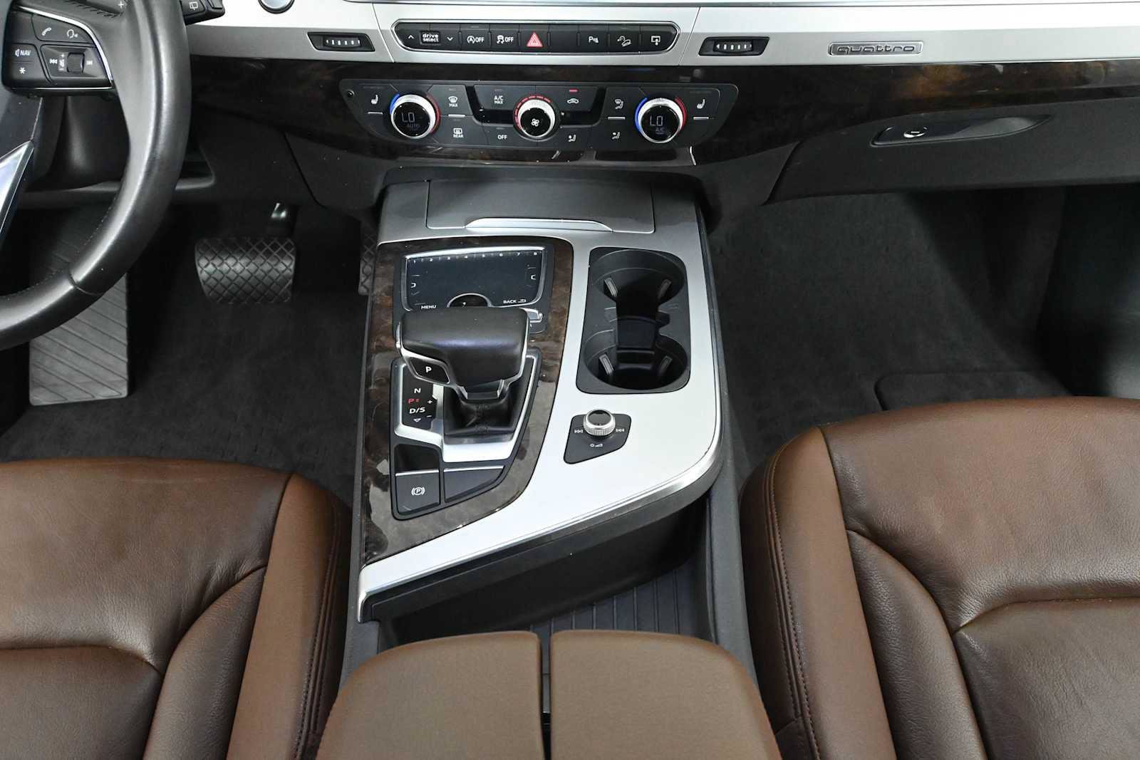 Used 2017 Audi Q7 2.0T Premium AWD/4WD image 19