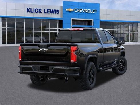 New 2026 Chevrolet Silverado 2500 High Country w/ Midnight Edition AWD/4WD image 4