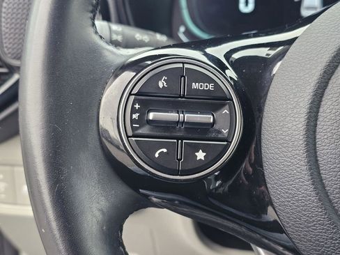 Certified 2023 Kia Soul EX image 21