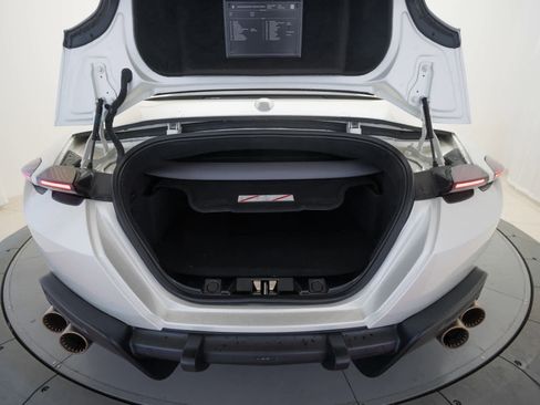 Used 2024 Ferrari Roma Spider image 29