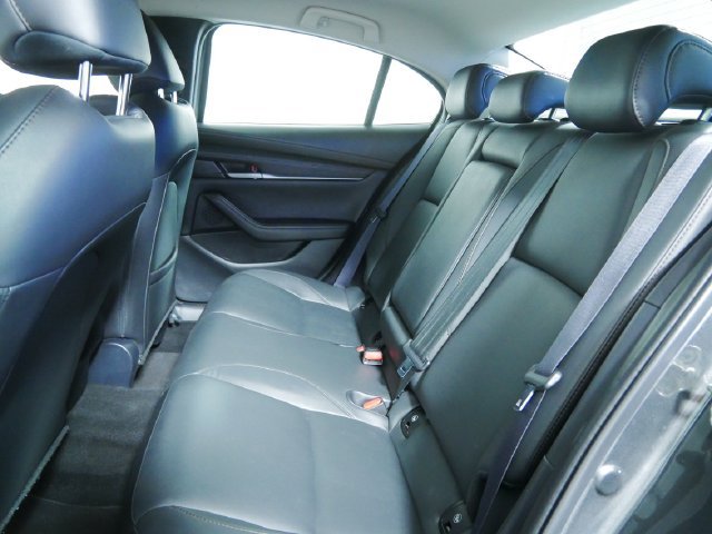 Used 2024 MAZDA MAZDA3 s FWD image 17