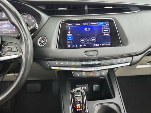 Certified 2023 Cadillac XT4 Premium Luxury w/ Cold Weather Package AWD/4WD image 21
