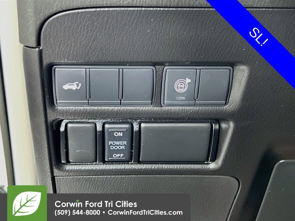 Used 2022 Nissan Armada SL AWD/4WD image 20