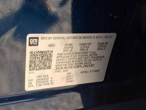 Used 2023 GMC Terrain SLT image 32