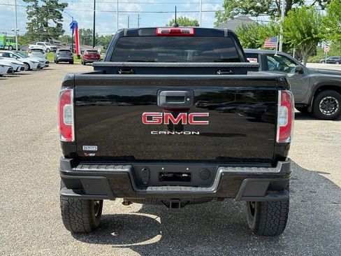 Used 2022 GMC Canyon Elevation Standard w/ Convenience Package AWD/4WD image 6