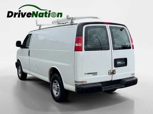 Used 2012 Chevrolet Express 2500 image 7