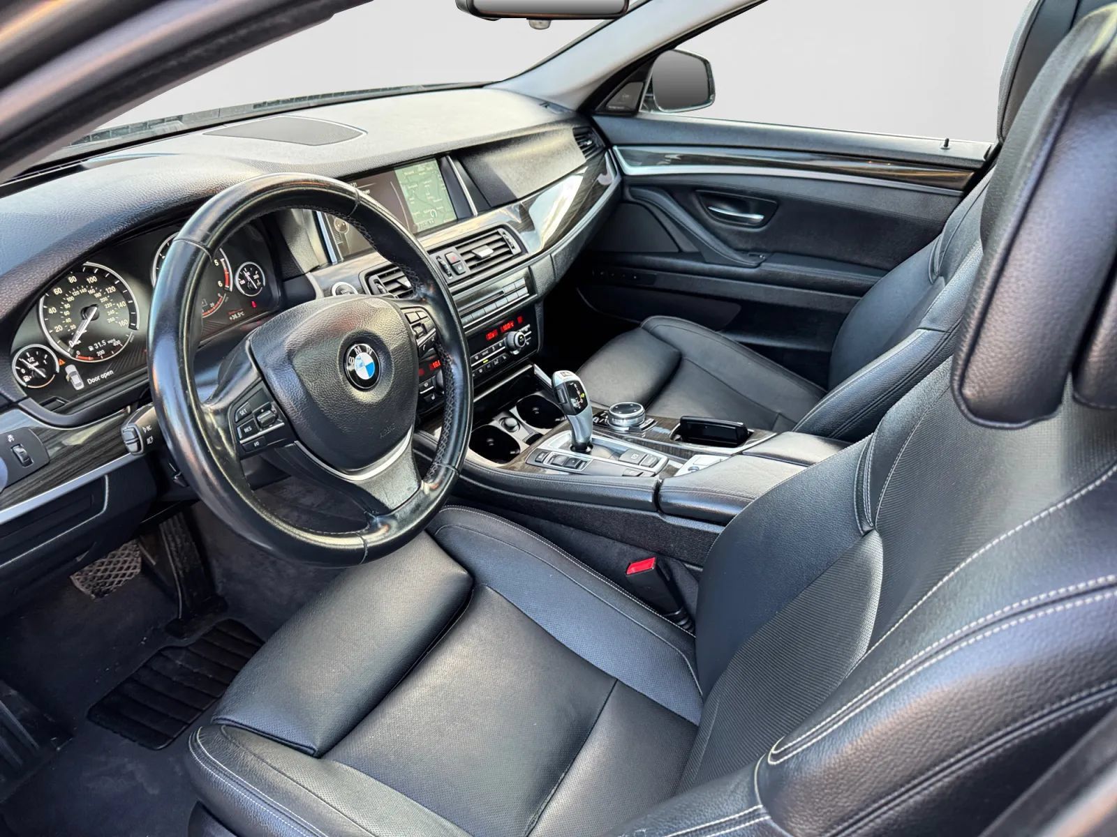 Used 2014 BMW 535d Sedan RWD image 12