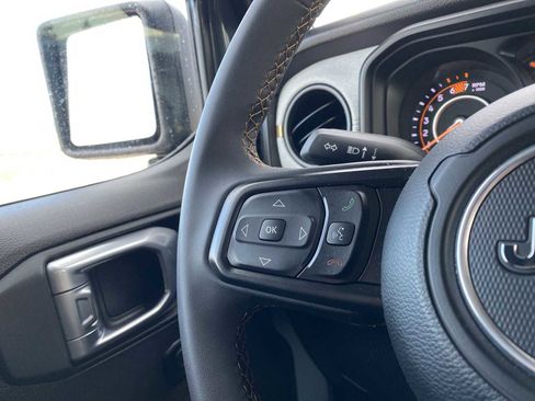 Used 2024 Jeep Wrangler Sport S image 19