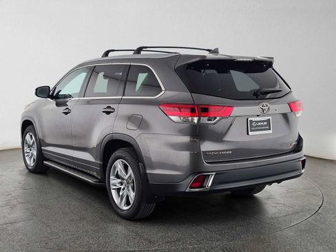 Used 2018 Toyota Highlander Limited FWD image 5