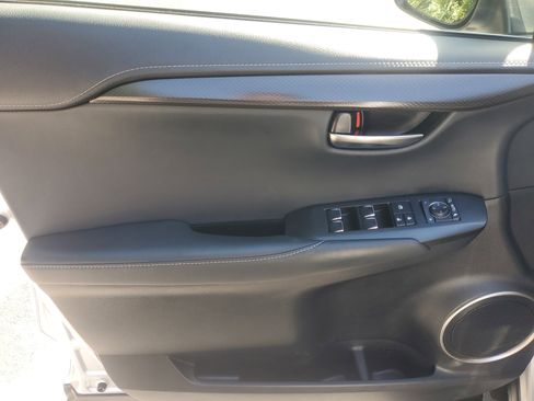 Used 2018 Lexus NX 300 FWD image 17