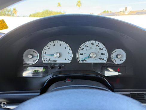 Used 2003 Ford Thunderbird Deluxe image 22