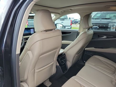 Certified 2023 Lincoln Nautilus Reserve w/ Luxury Package AWD/4WD image 13