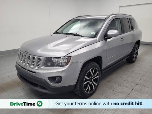 Used 2017 Jeep Compass Latitude AWD/4WD image 1
