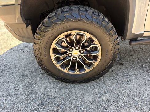 Used 2017 Chevrolet Colorado ZR2 AWD/4WD image 31