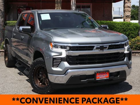 Used 2024 Chevrolet Silverado 1500 LT RWD image 2