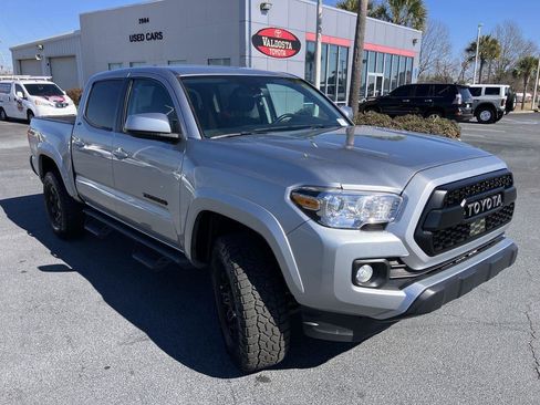 Certified 2022 Toyota Tacoma SR5 image 7