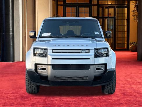 Used 2021 Land Rover Defender 110 X-Dynamic HSE image 7