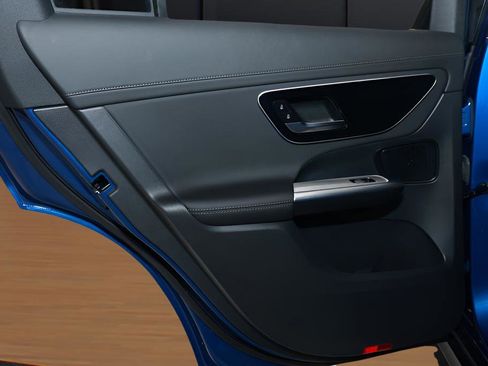 Used 2024 Mercedes-Benz GLC 300 4MATIC w/ AMG Line image 21