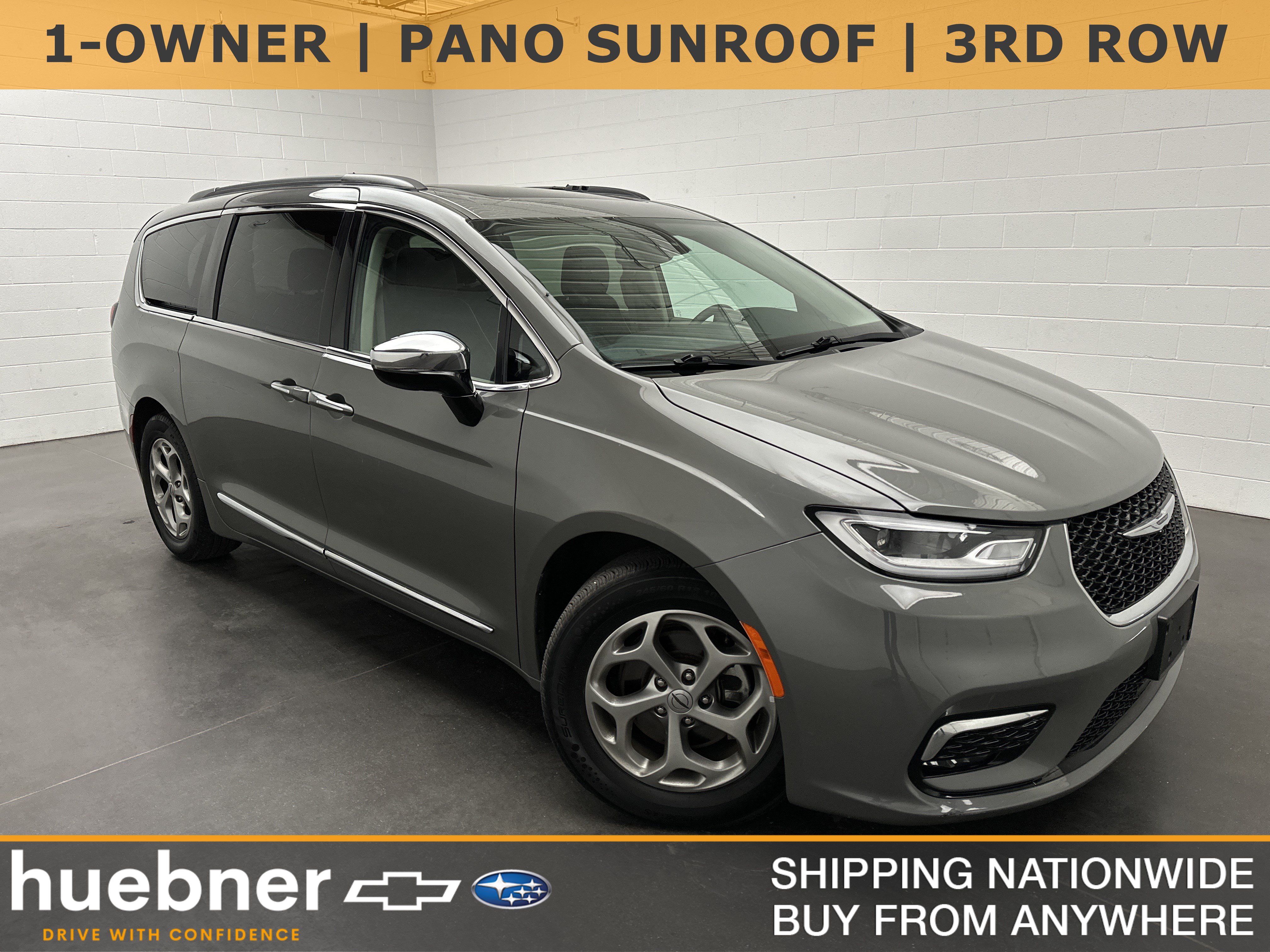 Used 2023 Chrysler Pacifica Limited FWD image 1