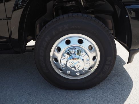 New 2025 RAM 3500 Longhorn image 5