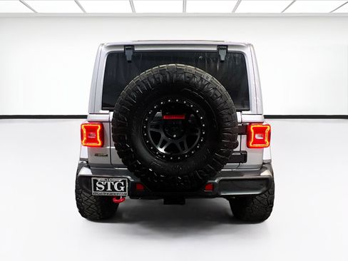 Used 2021 Jeep Wrangler Unlimited Rubicon AWD/4WD image 5