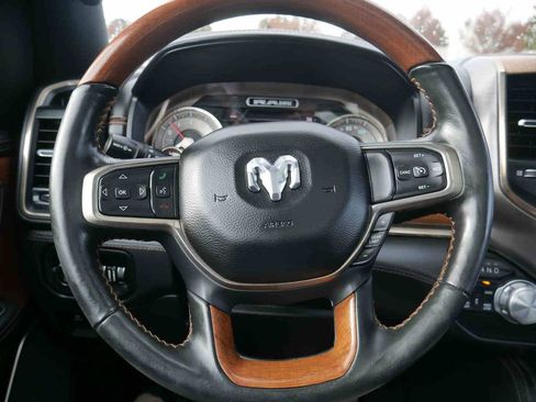 Used 2019 RAM 1500 Limited image 47