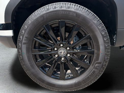 Used 2024 Lexus GX 550 AWD/4WD image 76