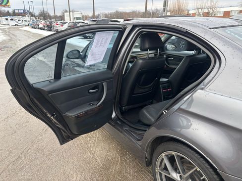 Used 2007 BMW 328xi Sedan image 13