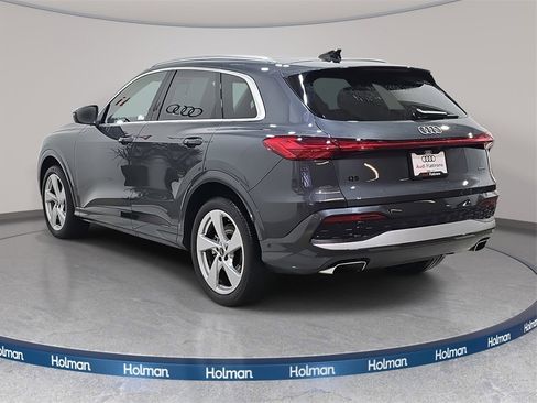 Certified 2025 Audi Q5 Prestige image 8