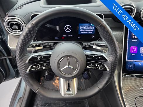 Used 2025 Mercedes-Benz GLC 43 AMG 4MATIC image 19