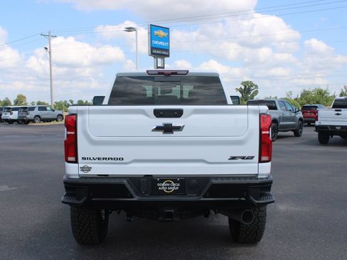 New 2026 Chevrolet Silverado 2500 ZR2 w/ LPO, Dark Essentials Package AWD/4WD image 8