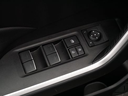 Certified 2025 Toyota RAV4 XLE AWD/4WD image 19