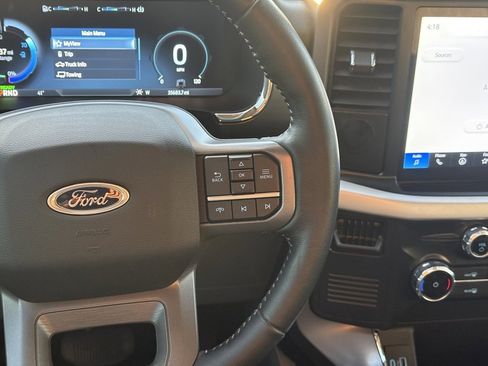 Certified 2022 Ford F150 Lightning XLT image 25