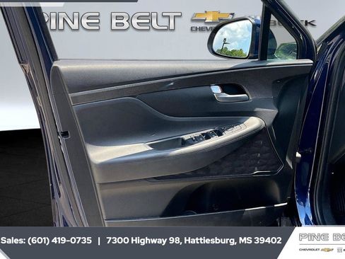 Used 2023 Hyundai Santa Fe SE FWD image 17