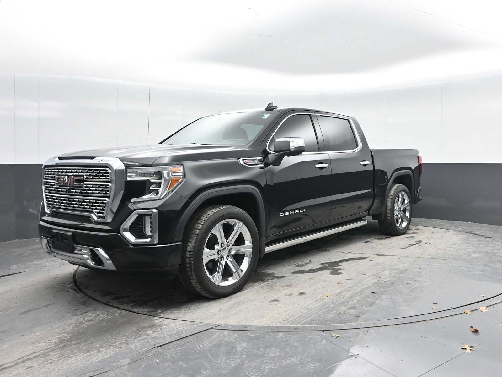 Used 2019 GMC Sierra 1500 Denali w/ Denali Ultimate Package AWD/4WD image 4