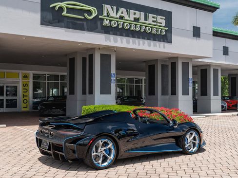 Used 2021 McLaren Elva RWD image 49